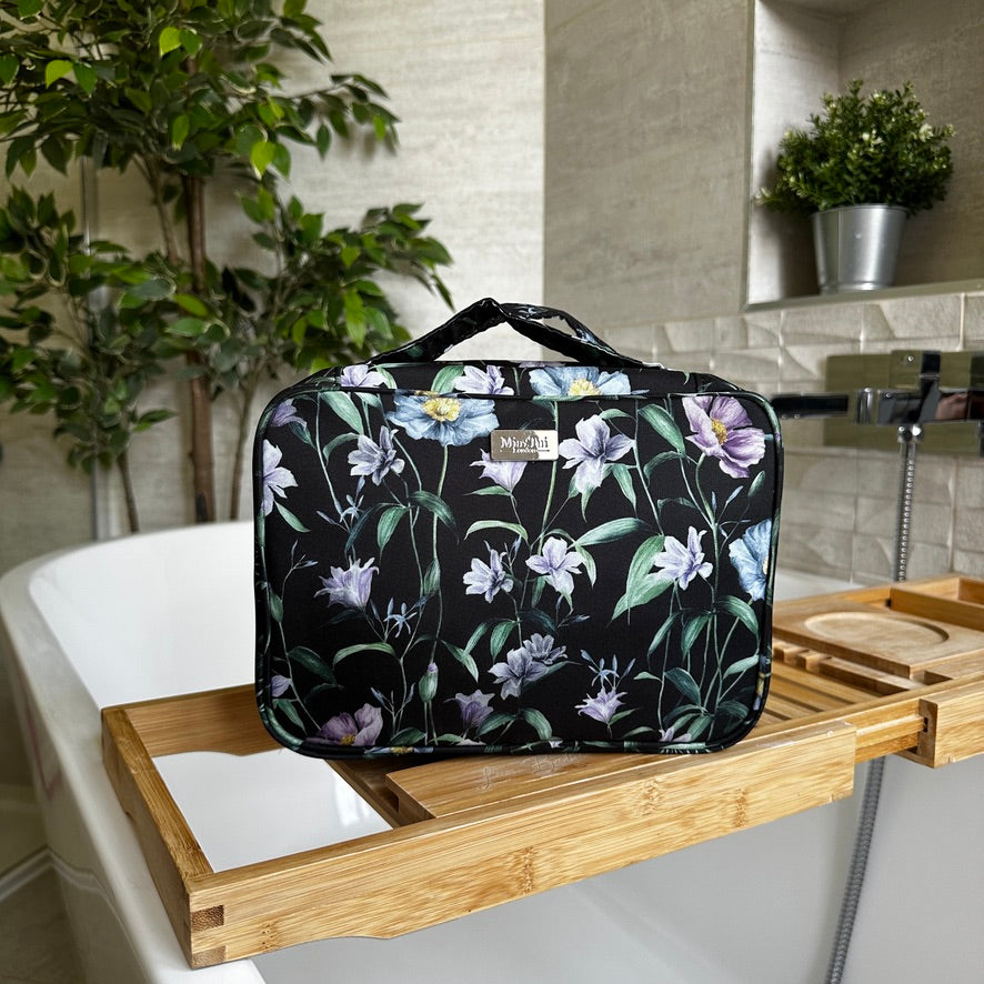 Lou Hanging Toiletry Case - Main Image