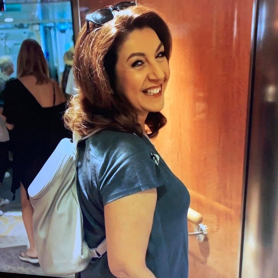 ✨ Why Jane McDonald Doesn’t Cruise Without Her Mia Tui Bags