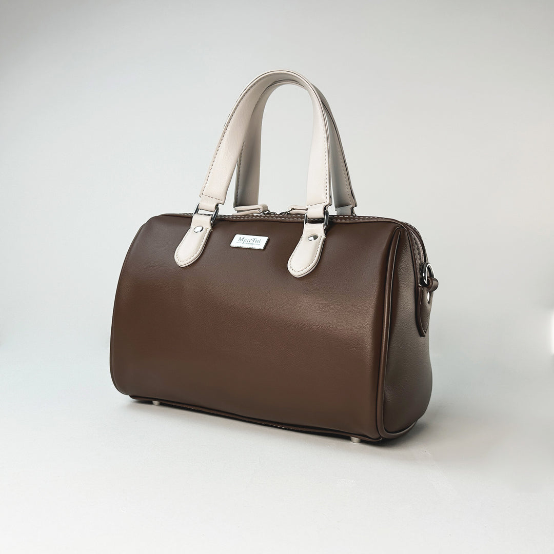 Ellen with Matching Coin Purse