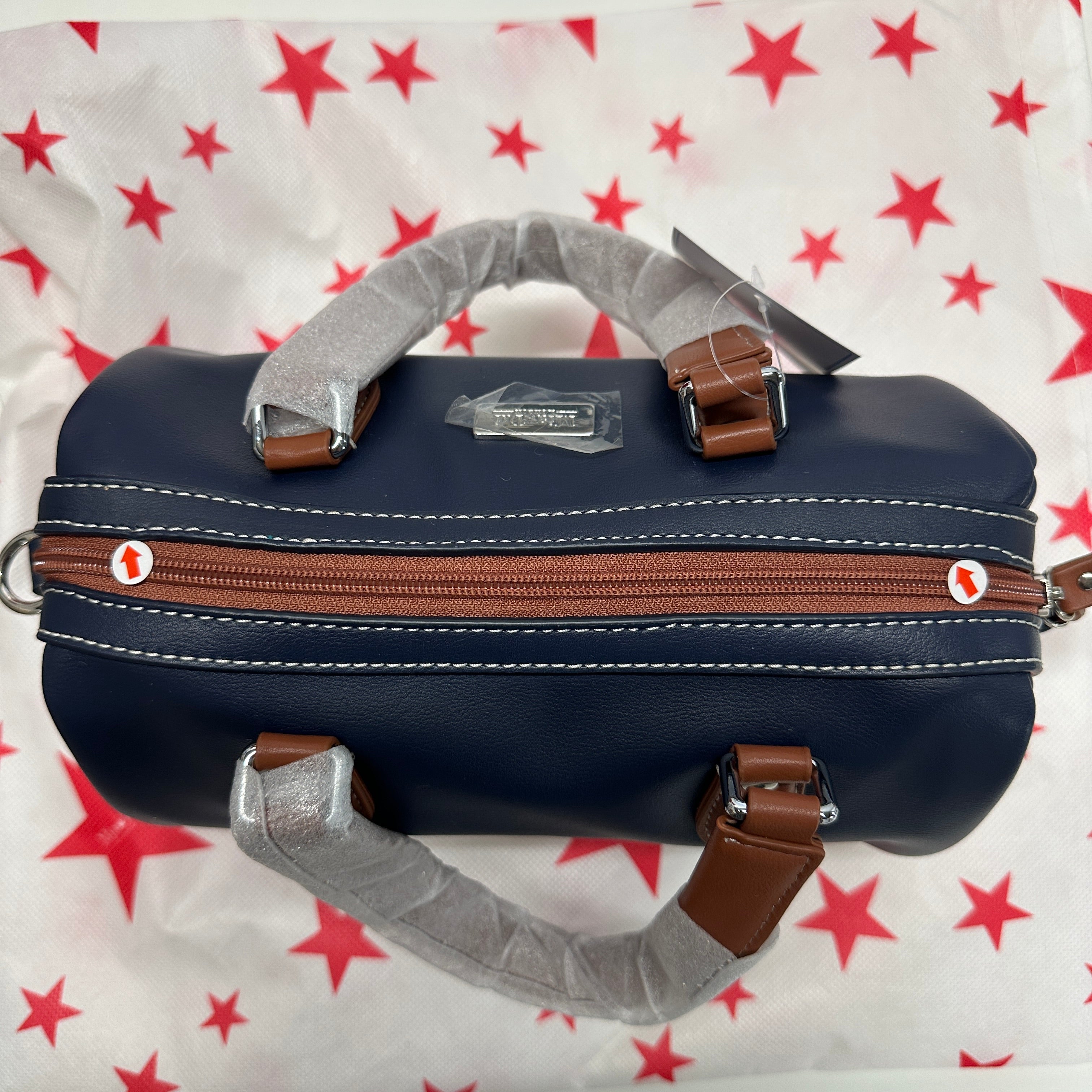 Navy/Tan