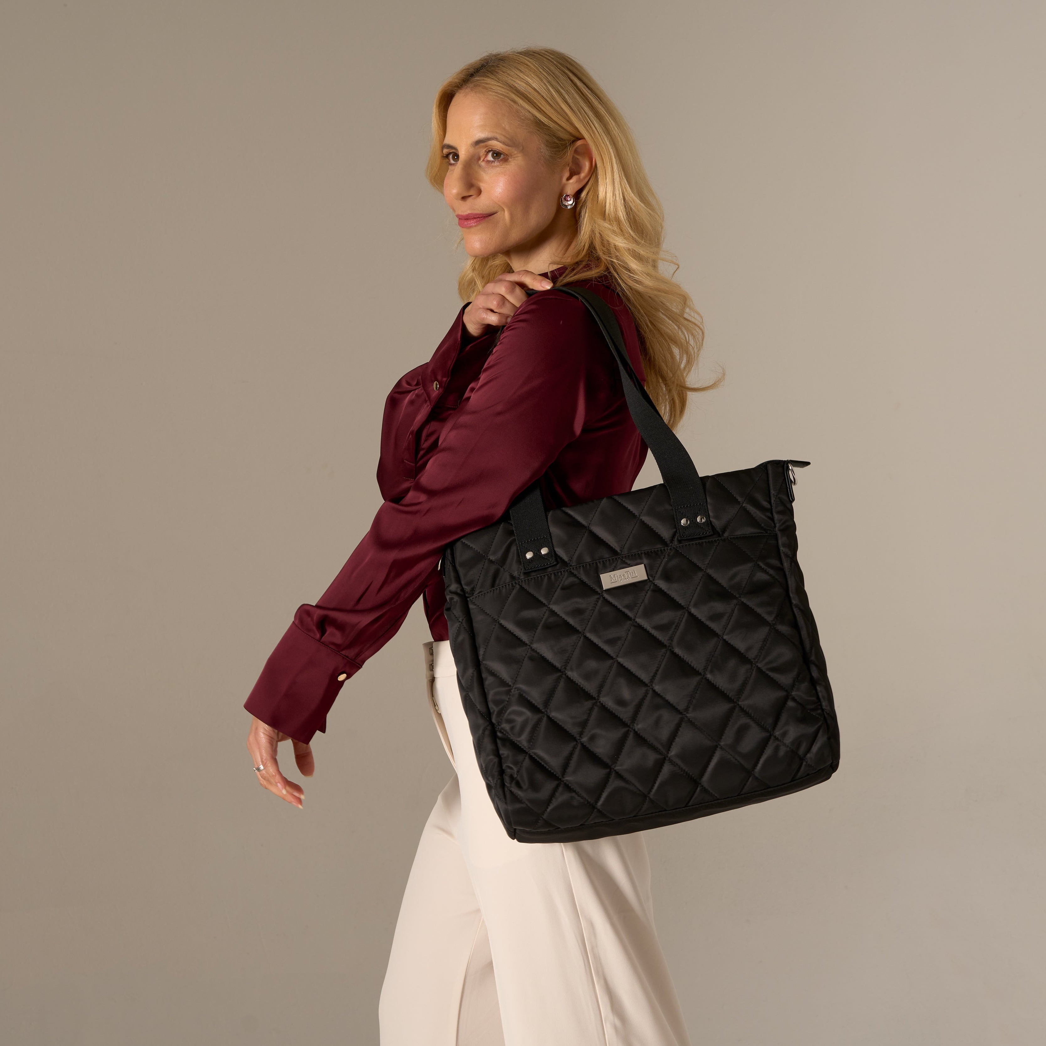 Black (Pre-Order - Dispatch 18th Mar)