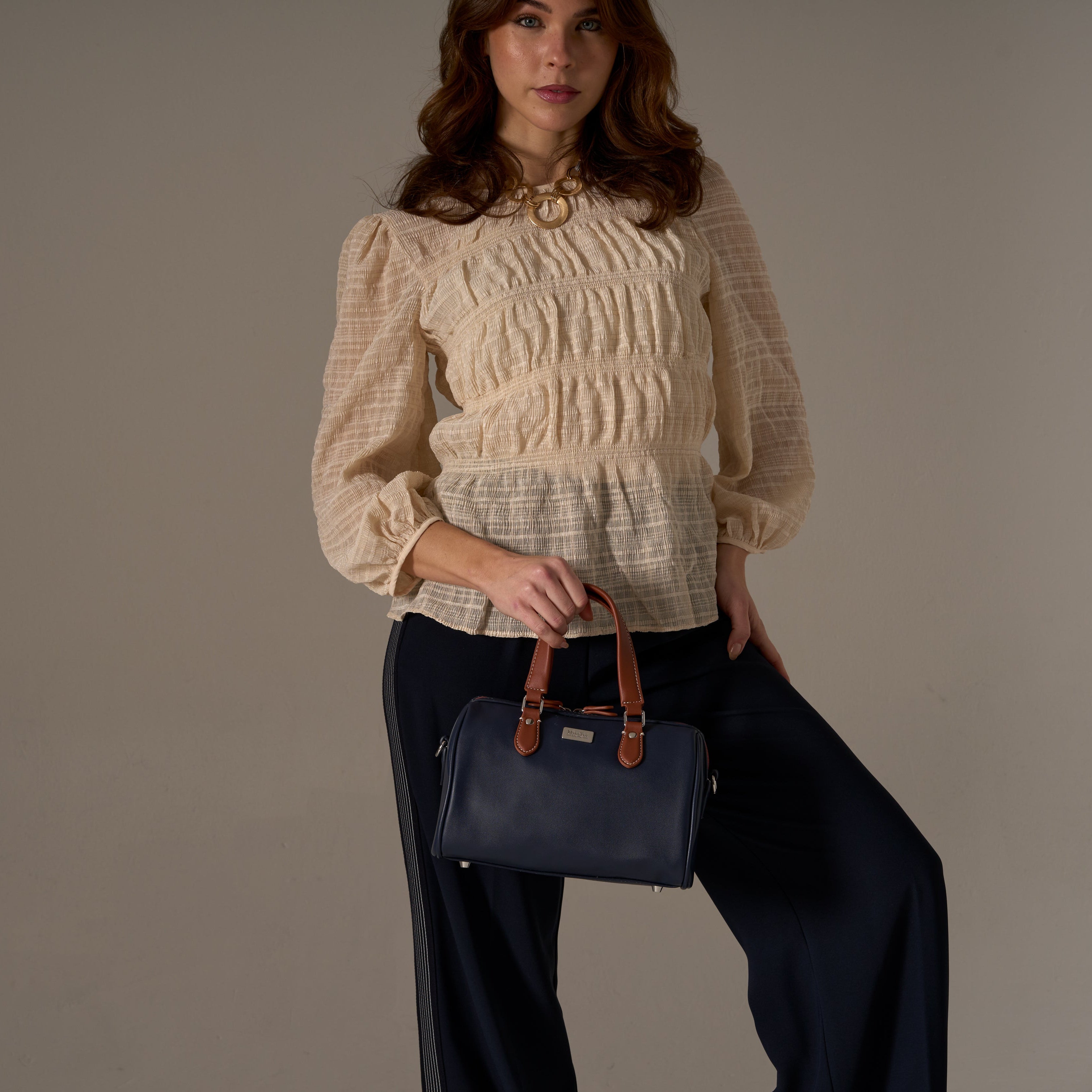 Navy/Tan (Pre Order- Dispatch 16th Dec