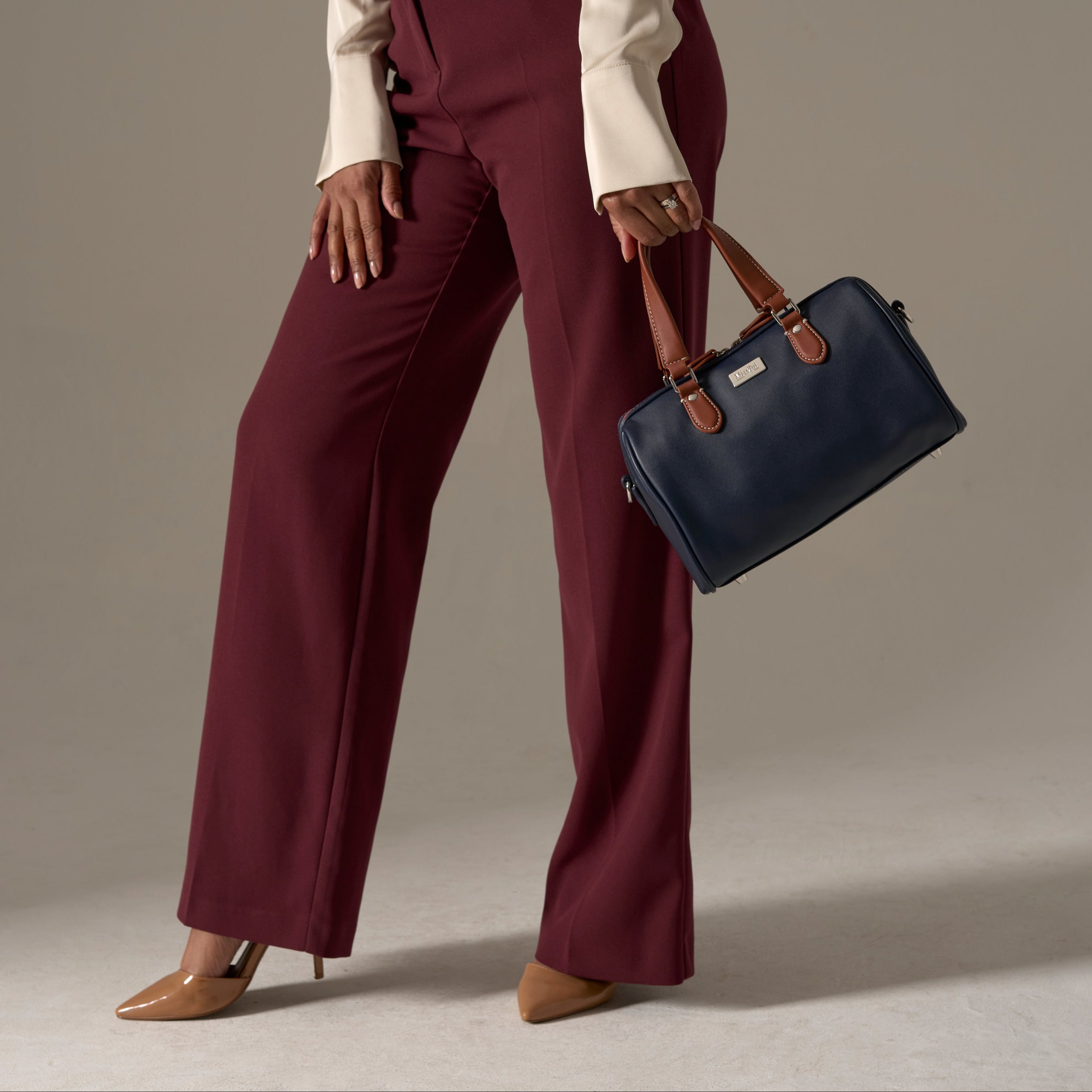 Navy/Tan (Pre Order- Dispatch 16th Dec