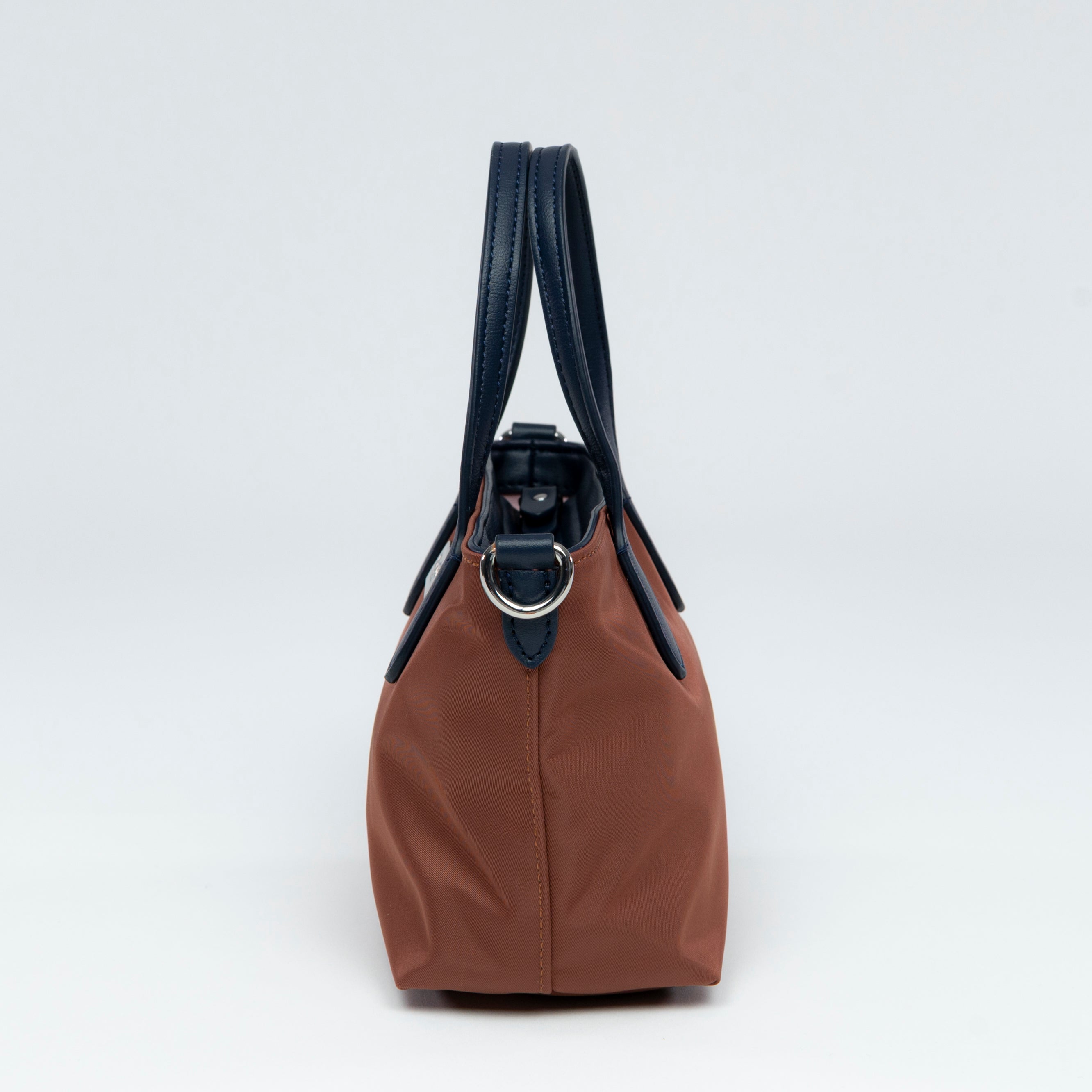 Tan/Navy