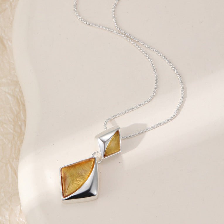 Mia Tui Jewellery Golden Diamond-Shaped Pendant Necklace ✨💛