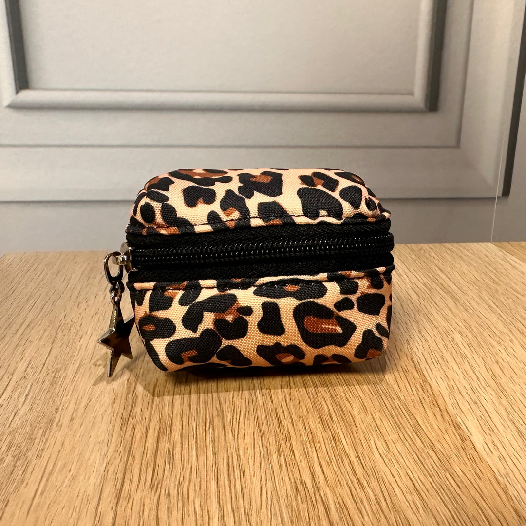 Mia Tui Ruby Earbud Case